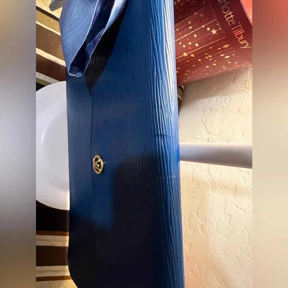 Louis Vuitton Montaigne EPI Clutch w/Coa
